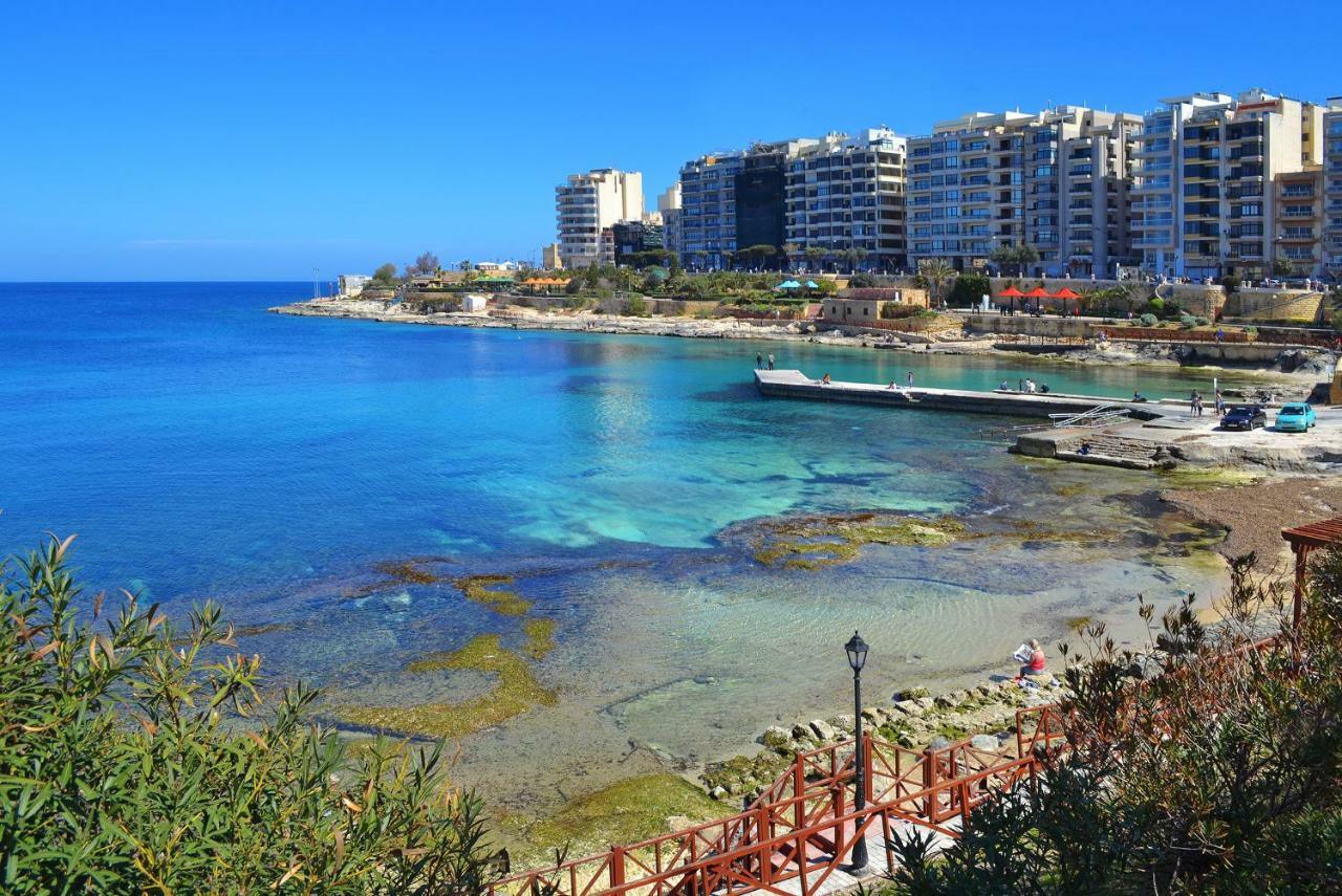 Modern 2 Bedroom Apartment In St Julians Saint Julian's エクステリア 写真