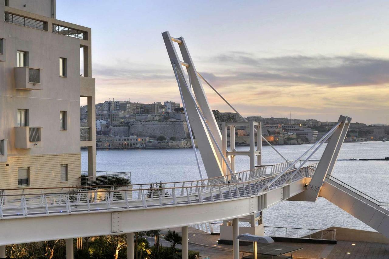 Modern 2 Bedroom Apartment In St Julians Saint Julian's エクステリア 写真